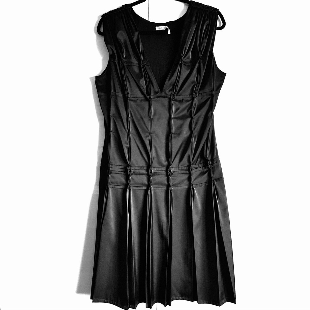 Leon Max Black Satin Matelasse Patchwork Pleated Midi Dress Size 12 EUC